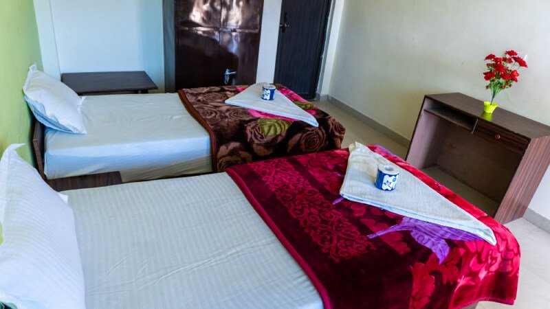 accommodation at living yoga school